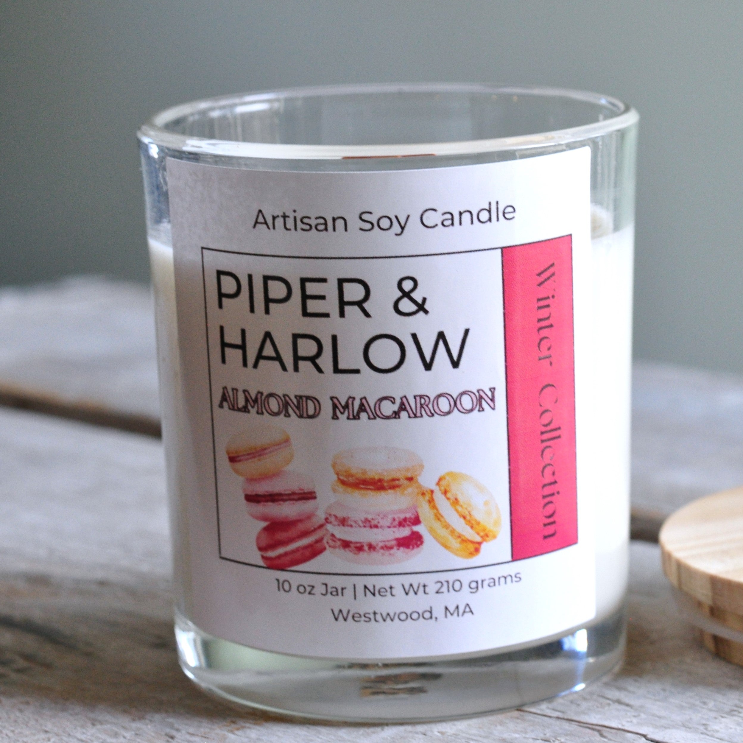 Almond Macaroon soy candle with crackling wood wick