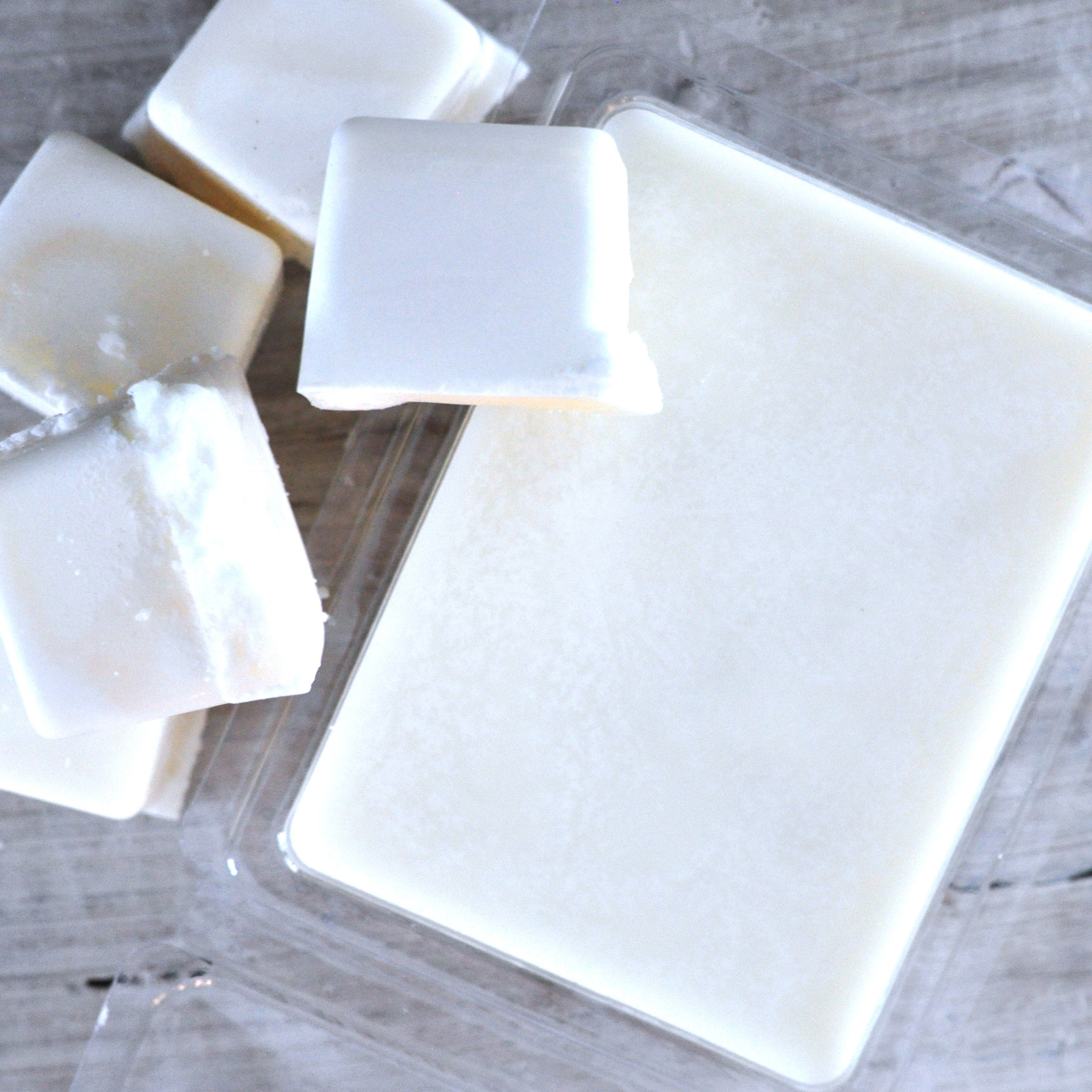 Soy wax aroma melts in Balsam Forest scent.